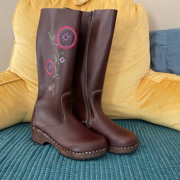 NEW Maguba Clog Boots Brown Leather Embroidered Size 38 Zipper Tall Boots $250 - Picture 6 of 15